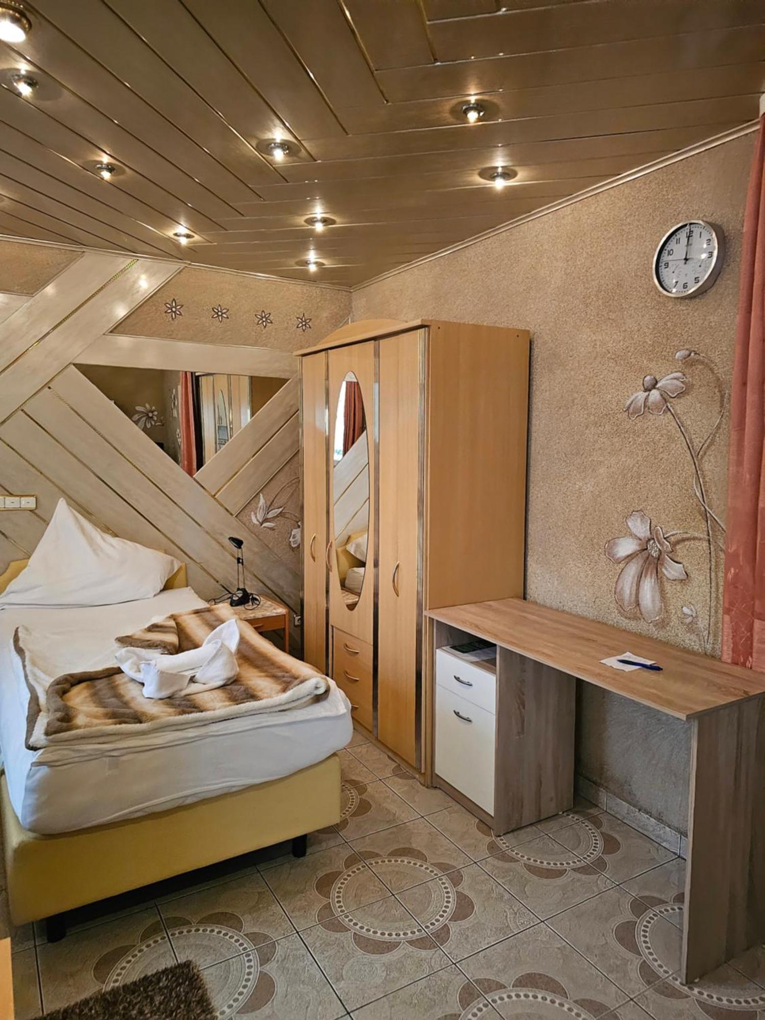 Hotel Tenne Viernheim Zewnętrze zdjęcie