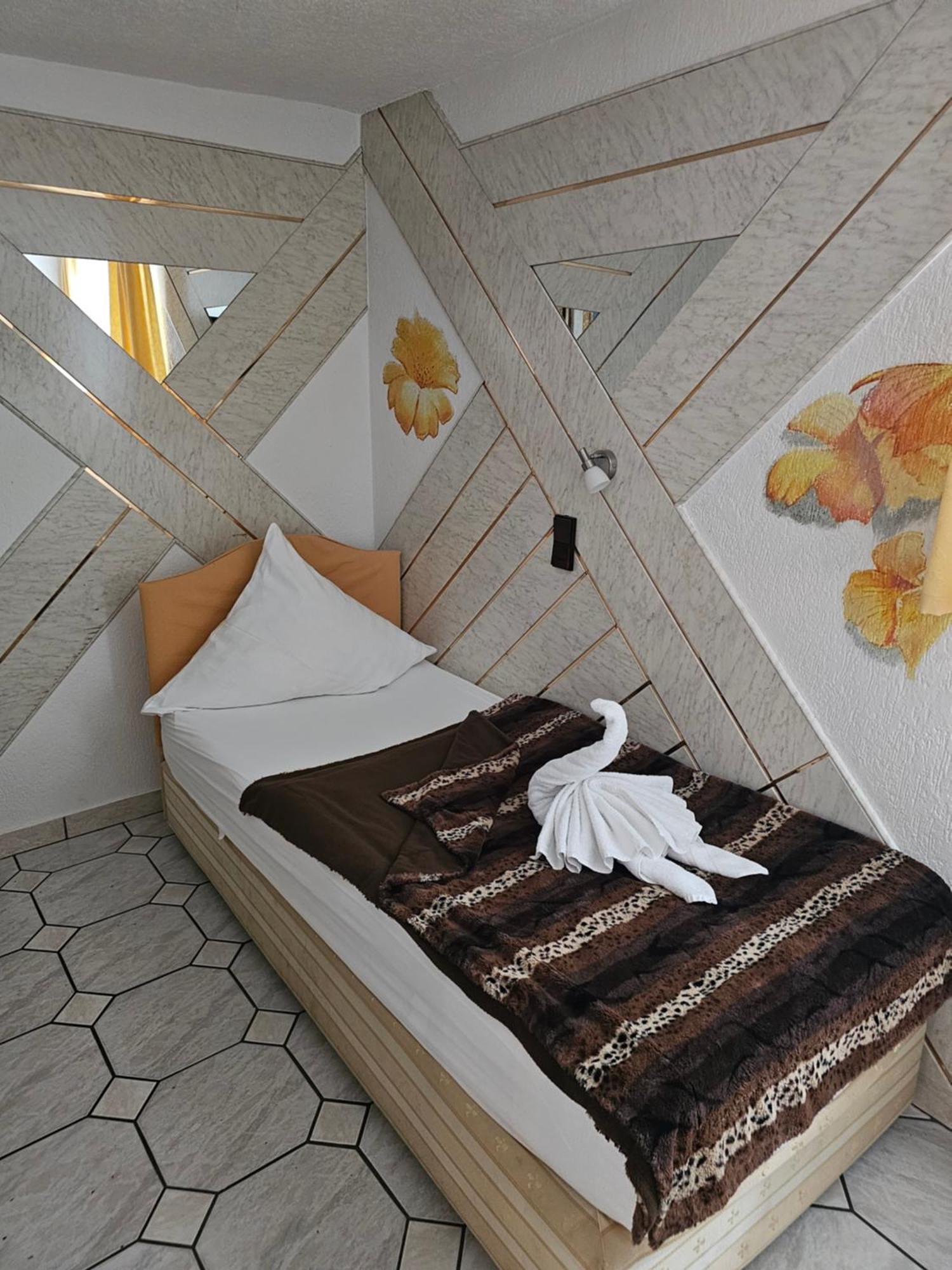 Hotel Tenne Viernheim Zewnętrze zdjęcie